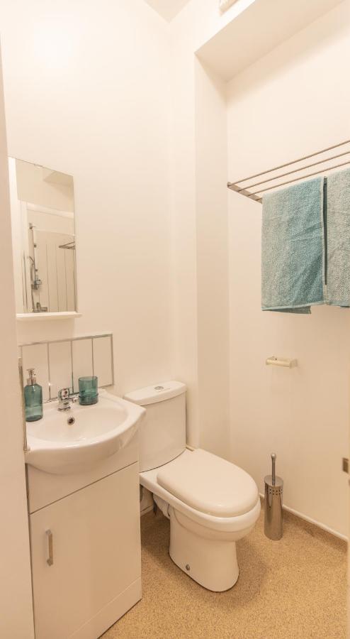 Cosy Modern Apartment, Grand Victorian Building, 5 Mins To Coventry City Centre Eksteriør bilde